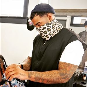 Meet your Posher, Wayne